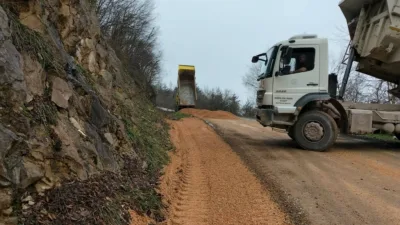 DÜZCE (İHA) – Yığılca ilçesine bağlı Sarıkaya köyünde köy yollarında