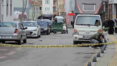 Sakarya’nın Sapanca ilçesinde 2 kişi arasında çıkan silahlı kavgada 1