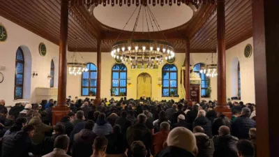 Kocaeli’de 14’üncü yüzyılda inşa edilen ve Türkiye’de kılıçla hutbe geleneğinin