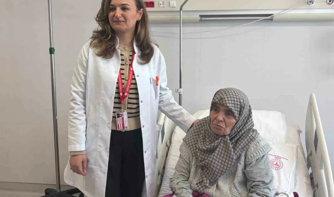 Almanya’da yaşayan 75 yaşındaki Havva Daşdemir, yüz felci tanısı konmasının