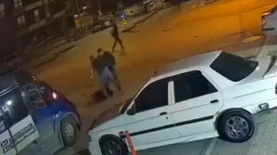 Ankara’nın Mamak ilçesinde Y.C.B. isimli kişi evine giderken ağabeyinin husumetlileri
