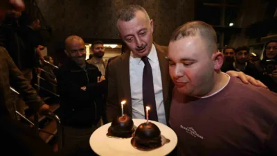 Kocaeli Büyükşehir Belediye Başkanı Tahir Büyükakın, özel bireyler için düzenlenen