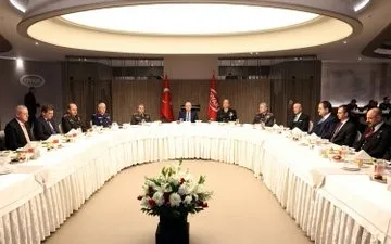 Milli Savunma Bakanı Yaşar Güler, iftarda Ordu Yardımlaşma Kurumu (OYAK)
