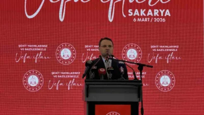 Sakarya’da şehit yakınları, gazi ve gazi aileleriyle iftar sofrasında buluşan