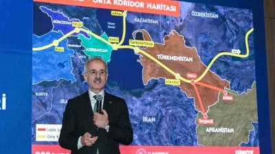 Ulaştırma ve Altyapı Bakanı Abdulkadir Uraloğlu, “Yollarda rutinde 10 yılda