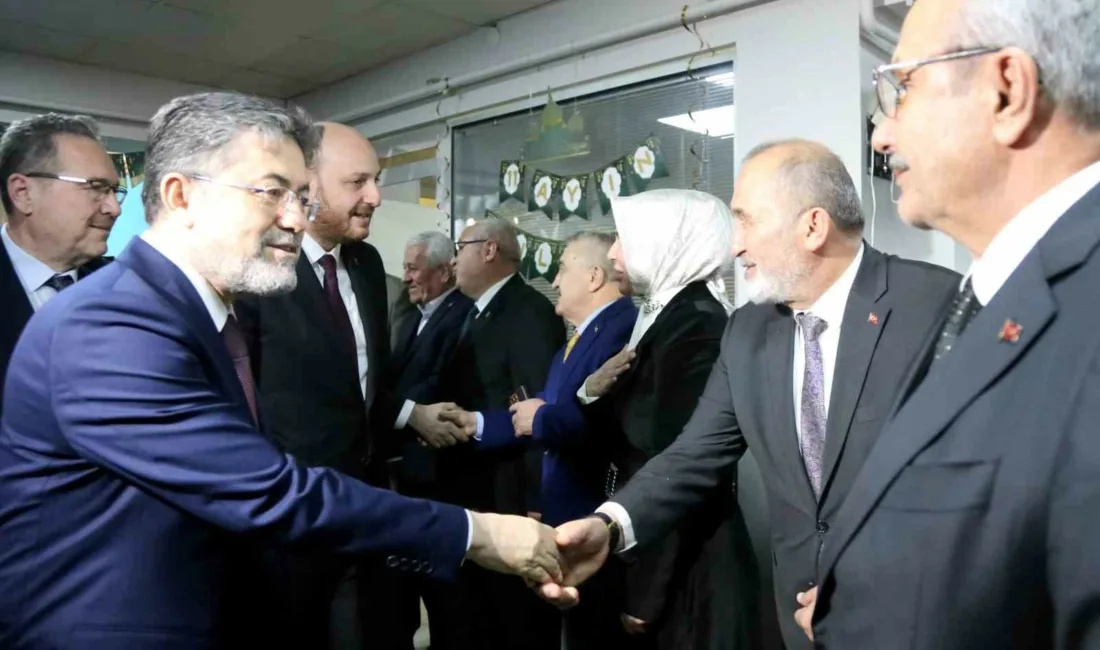 Tarım ve Orman Bakanı İbrahim Yumaklı, Kastamonu’da partililerle bir araya