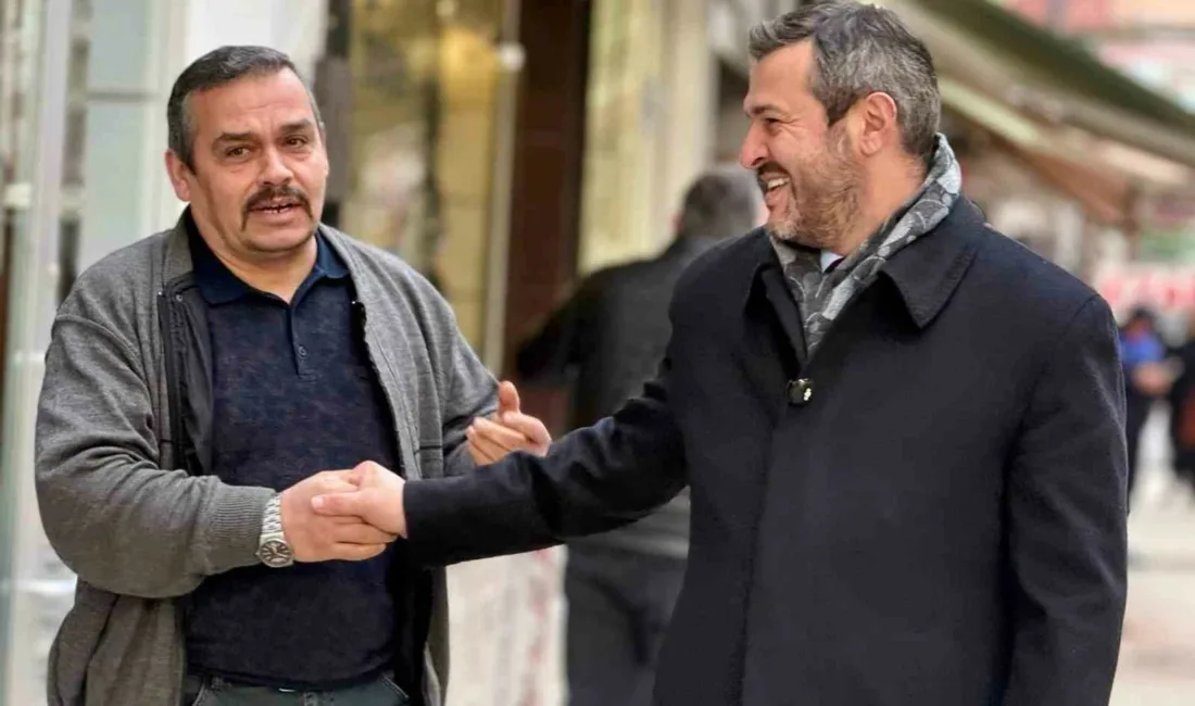 Karabük Belediye Başkanı Özkan Çetinkaya, şehir merkezinde gerçekleştirdiği saha ziyaretleri