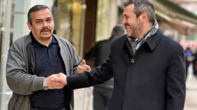 Karabük Belediye Başkanı Özkan Çetinkaya, şehir merkezinde gerçekleştirdiği saha ziyaretleri