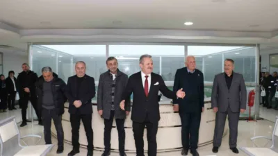 Cumayeri Belediye Başkanı Mustafa Koloğlu, Ramazan Bayramı öncesi mesai arkadaşlarıyla