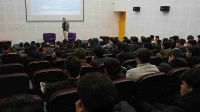 Düzce Belediyesi Bilim Merkezi, her yaştan bilimseveri buluşturmaya, yaptığı etkinliklerle
