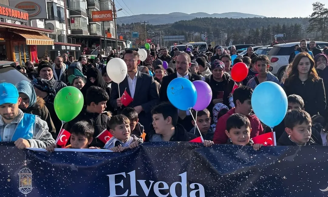 Bolu’nun Mengen ilçesinde ‘Tüm Çocuklarımızla Ramazan’ı Uğurluyoruz’ temasıyla düzenlenen ‘Elveda