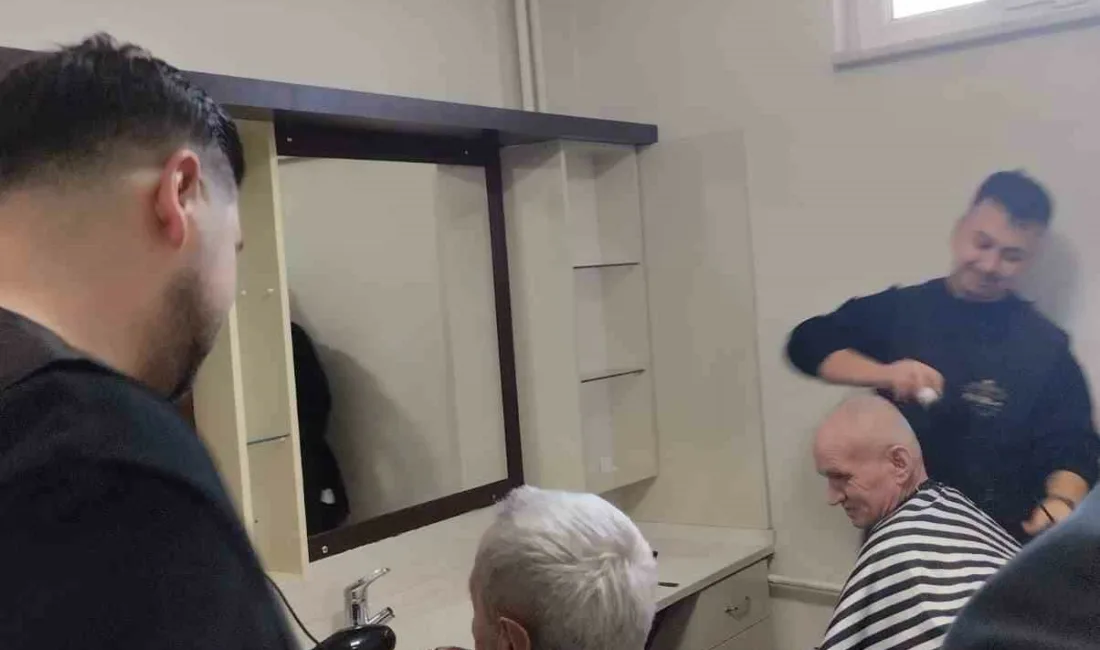 Bolu Berberler ve Kuaförler Odası üyeleri, yaklaşan Ramazan Bayramı öncesinde
