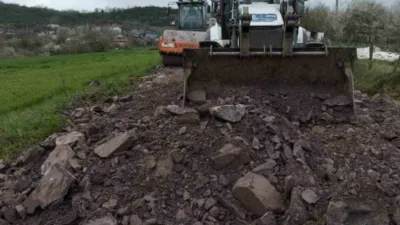 Körfez Kutluca Mahallesi Kıyırlı mevkiinde gerçekleştirilen içme suyu hattı çalışması