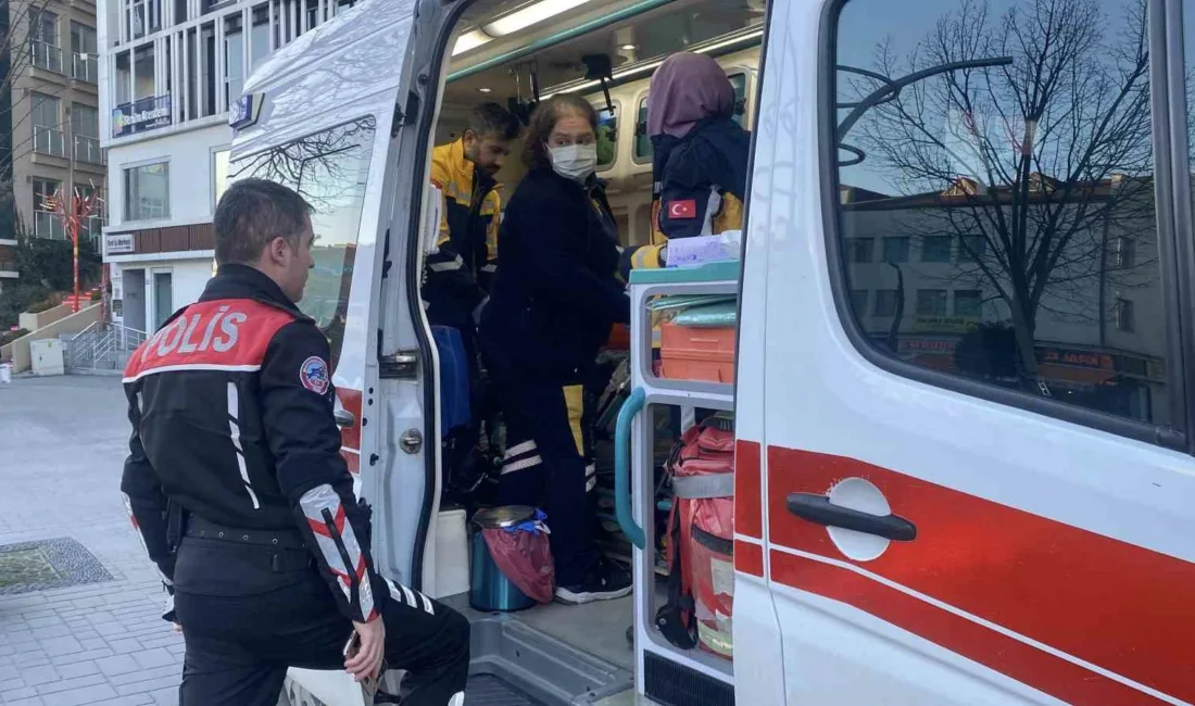 Bolu’da alkollü olduğu iddia edilen bir şahıs, cadde ortasında yüzüne