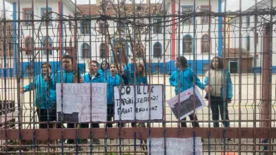 Ankara’nın Çankaya ilçesinde devir kararı verilen Mimar Kemal Ortaokulu öğrenci