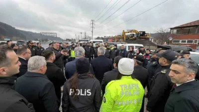 Düzce Valisi Mehmet Makas, Ramazan Bayramı tatili süresince kent genelinde