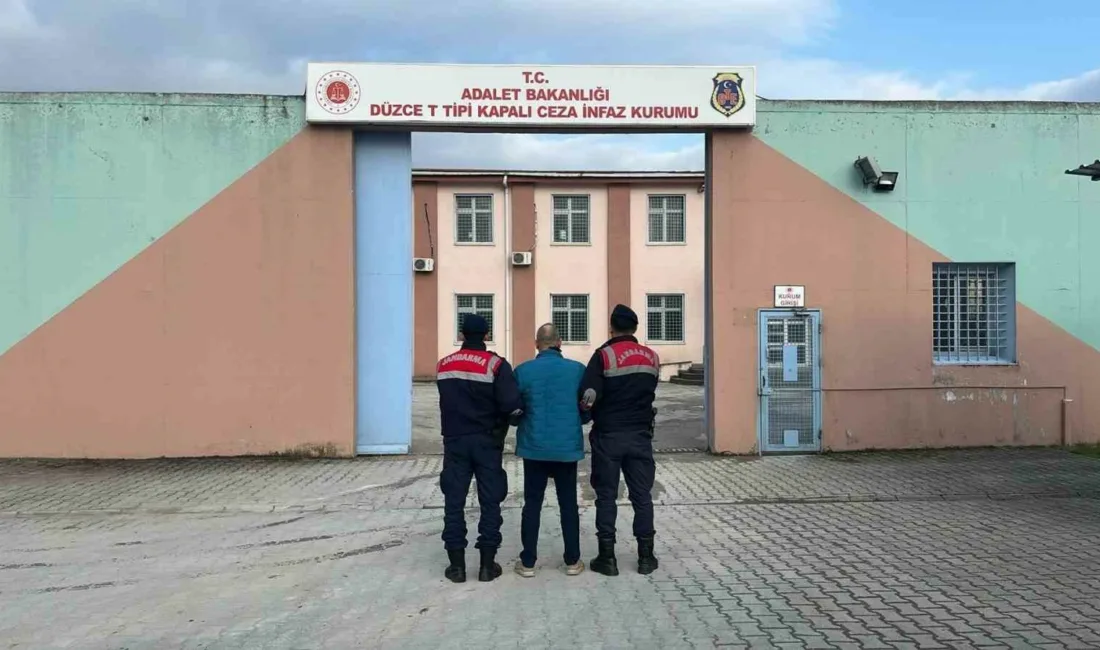 DÜZCE(İHA) – Düzce’de güvenlik güçleri tarafından yapılan denetimlerde 22 bin
