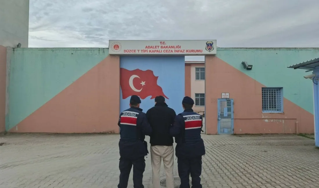 DÜZCE(İHA) – Düzce’de polis ve jandarma ekipleri tarafından yapılan denetimlerde