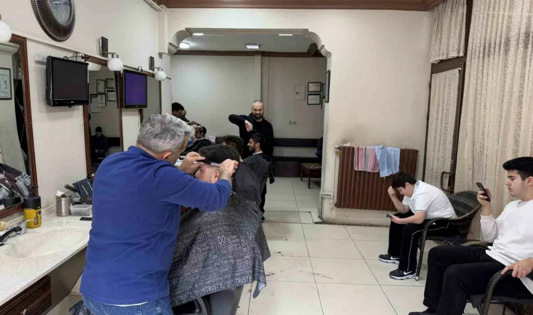 Ramazan Bayramı öncesi Düzce’de ki kuaför ve berberlerde bayram arifesinde