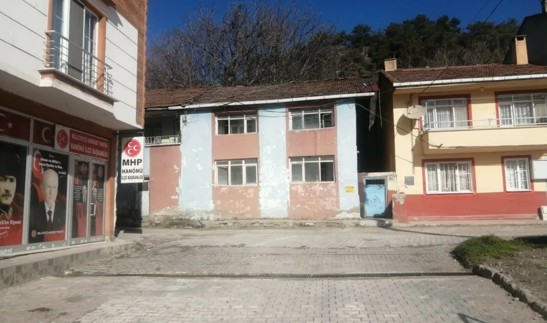 Kastamonu’nun Hanönü ilçesinde yalnız yaşadığı evde baygın halde bulunan 52