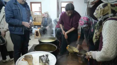 Kastamonu’da bulunan Şeyh Ahmet Türbesi’nde 8 asırdır arife günleri ve