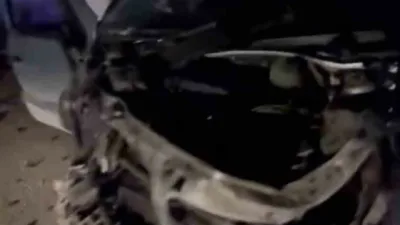 Kocaeli’nin Başiskele ilçesinde kavşakta iki otomobilin çarpışması sonucu meydana gelen