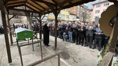 Karabük’te iki otomobilin çarpışması sonucu ağır yaralandıktan sonra üç günlük