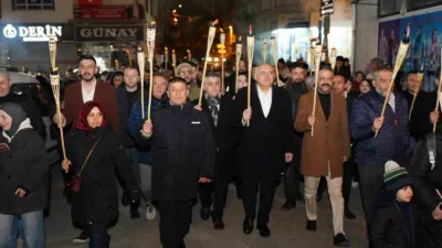 Ankara’nın Kızılcahamam ilçesinde Ramazan ayının manevi atmosferi, düzenlenen fener alayı