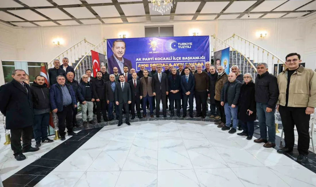 Sakarya Büyükşehir Belediye Başkanı Yusuf Alemdar, ilçe ziyaretleri kapsamında Kocaali’de