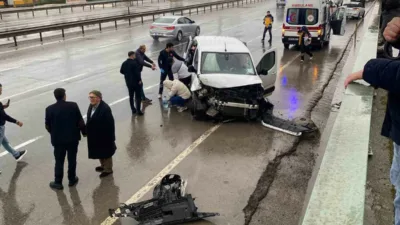 Kocaeli’nin Körfez ilçesinde D-100 Karayolu’nda meydana gelen zincirleme trafik kazasında