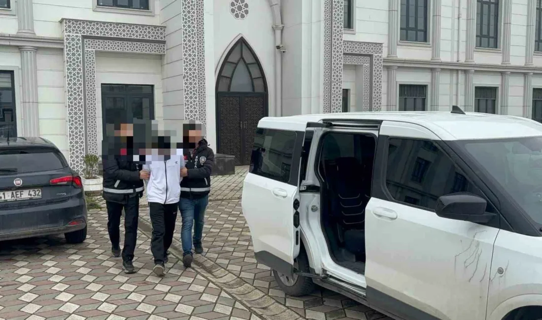 Kocaeli’nin Körfez ilçesinde 17 yaşındaki çocuğu, çıkan kavgada göğsünden bıçaklayarak
