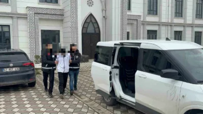 Kocaeli’nin Körfez ilçesinde 17 yaşındaki çocuğu, çıkan kavgada göğsünden bıçaklayarak