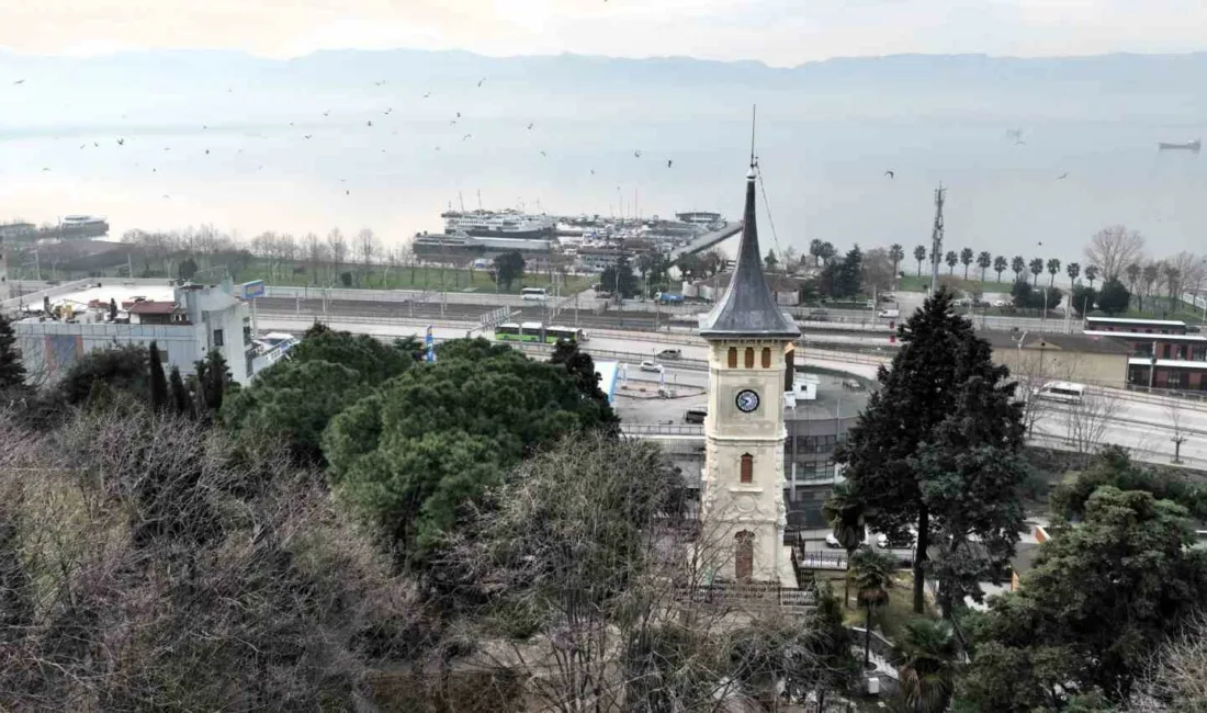 Kocaeli’nin İzmit ilçesinde Sultan 2. Abdülhamid’in tahta çıkışının 25. yılı