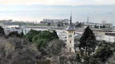 Kocaeli’nin İzmit ilçesinde Sultan 2. Abdülhamid’in tahta çıkışının 25. yılı