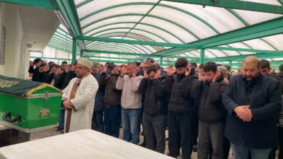 Kocaeli’nin Körfez ilçesinde sahur sırasında evinde rahatsızlanan 49 yaşındaki iki