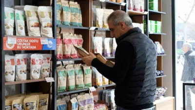 Sakarya Büyükşehir Belediyesi tarafından Demokrasi Meydanı’nda hayata geçirilen Çölyak Ürün