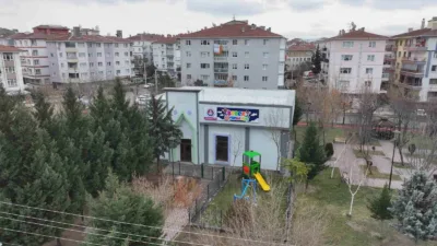 İlçeye 8 kreş, 7 anne çocuk oyun evi kazandıran Sincan