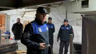 Sincan Belediyesi zabıta ekipleri, ilçe genelinde gerçekleştirdikleri denetimlerle vatandaşların sağlık