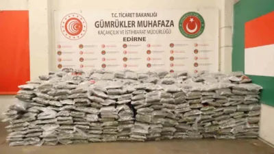 Ticaret Bakanlığı Gümrükler Muhafaza ekiplerince, Kapıkule Gümrük Kapısı’nda gerçekleştirilen operasyonda