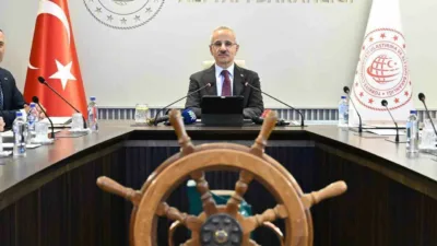 Ulaştırma ve Altyapı Bakanı Abdulkadir Uraloğlu, Denizcilik Genel Müdürlüğü bünyesinde