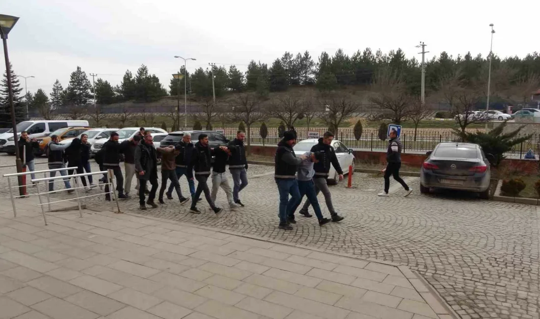 Midesinde 33 adet paket halindeki 258,31 gram metamfetamini ülkeye sokan