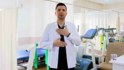 Sakarya Eğitim ve Araştırma Hastanesi’nde (SEAH) görevli Fizyoterapist Vahap Şahin,