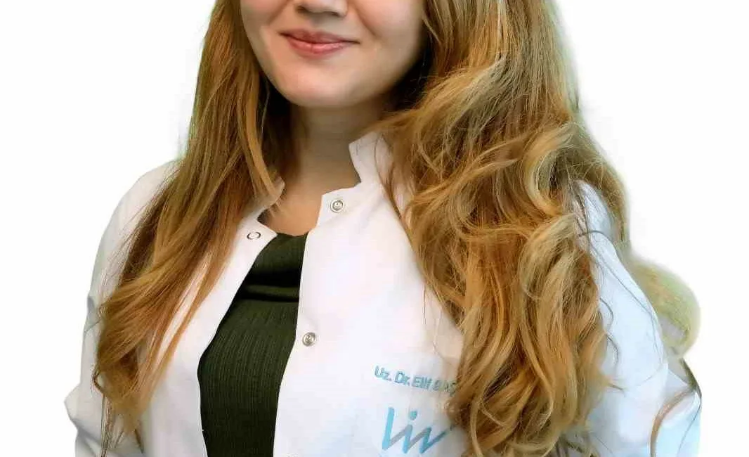 Liv Hospital Ankara İç Hastalıkları Uzmanı Dr. Elif Başaran, bayramda