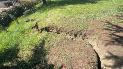 Karabük’te inşaat çalışmaları sonrası oluşan çatlak ve yarıkların valilik konutuna