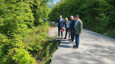 Zonguldak’ta Kardeşler Köyü’nde yaşanan heyelan sonrası AK Parti heyeti bölgede
