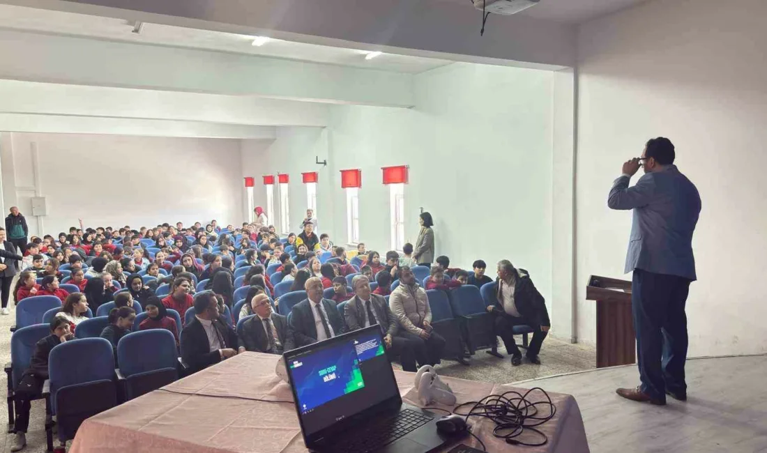 Zonguldak’ın Alaplı ilçesinde düzenlenen TÜBİTAK Bilim Söyleşileri kapsamında öğrenciler, artırılmış,