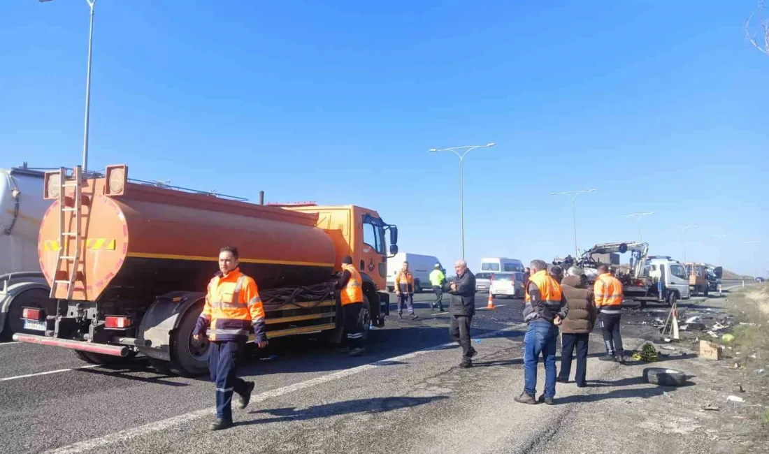 Ankara’da Kuzey Çevre Yolu’nda ters yöne giren aracın karşıdan gelen