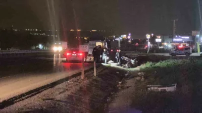Ankara’nın Gölbaşı ilçesinde kontrolü kaybeden bir otomobilin takla atması sonucu