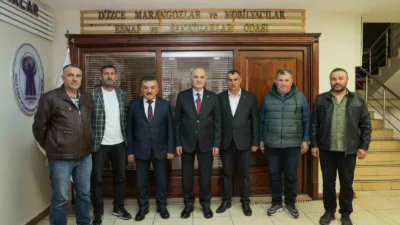 DÜZCE (İHA) – Düzce Belediye Başkanı Faruk Özlü, yeni yönetimleri