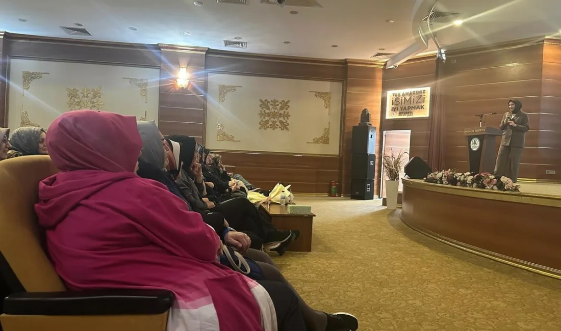 Ankara’da Pursaklar Belediyesi, sosyal belediyecilik anlayışı doğrultusunda kadınlara yönelik bilinçlendirme